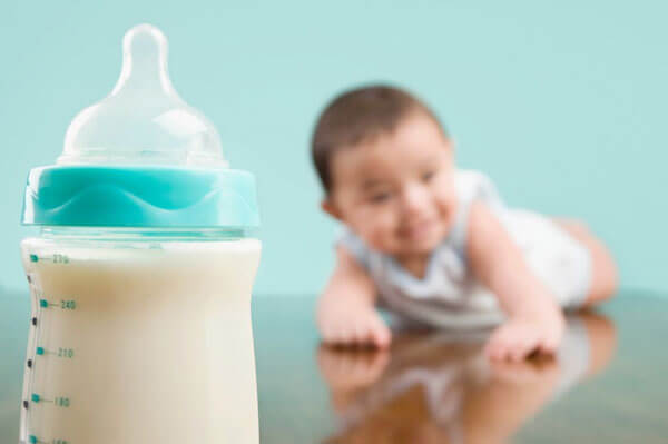 Sữa công thức cho bé