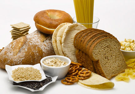 Các loại thức ăn như gạo nâu, mì ống nguyên hạt và lúa mì nguyên chất có thể cho con của bạn để đạt được chiều cao như mong muốn